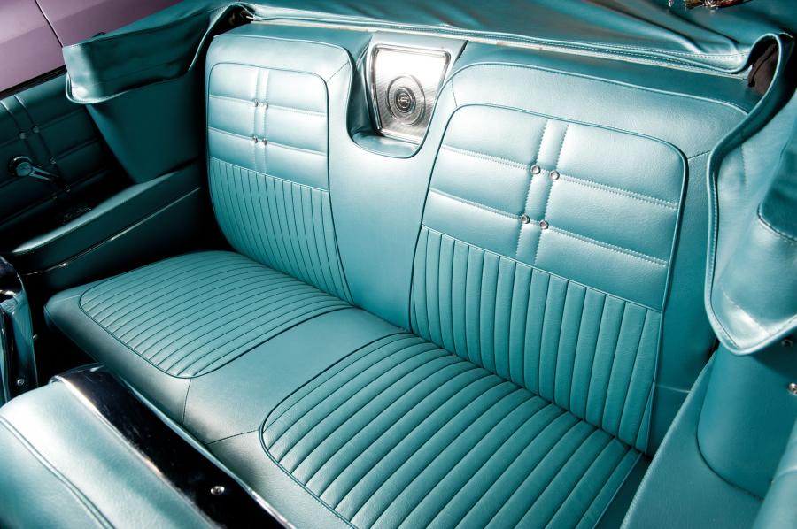  Chevrolet Impala SS Convertible 1963 года  (фото 11 из 28)